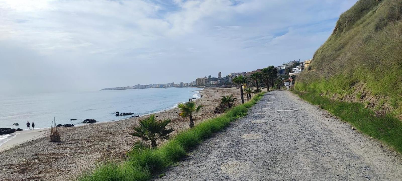 Primera Linea De Playa Benalmadena La Perla Playa Paraiso Exterior photo